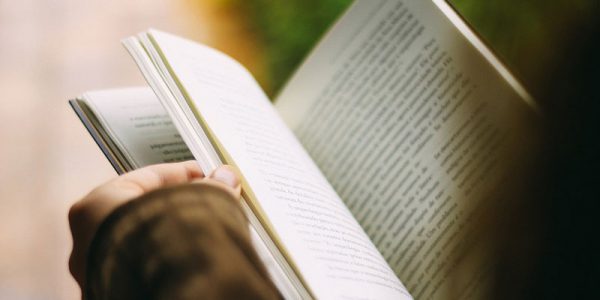 Membudayakan Kegiatan Membaca - Speeli.com