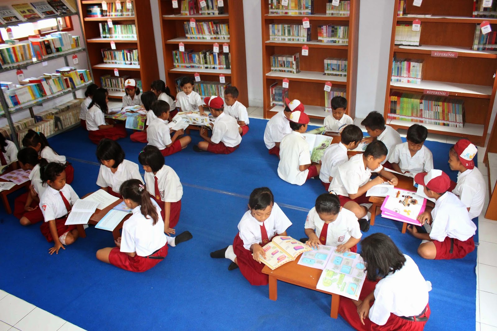 Ayah Dan Bunda Mari Berkenalan Dengan Program Gerakan Literasi Sekolah 