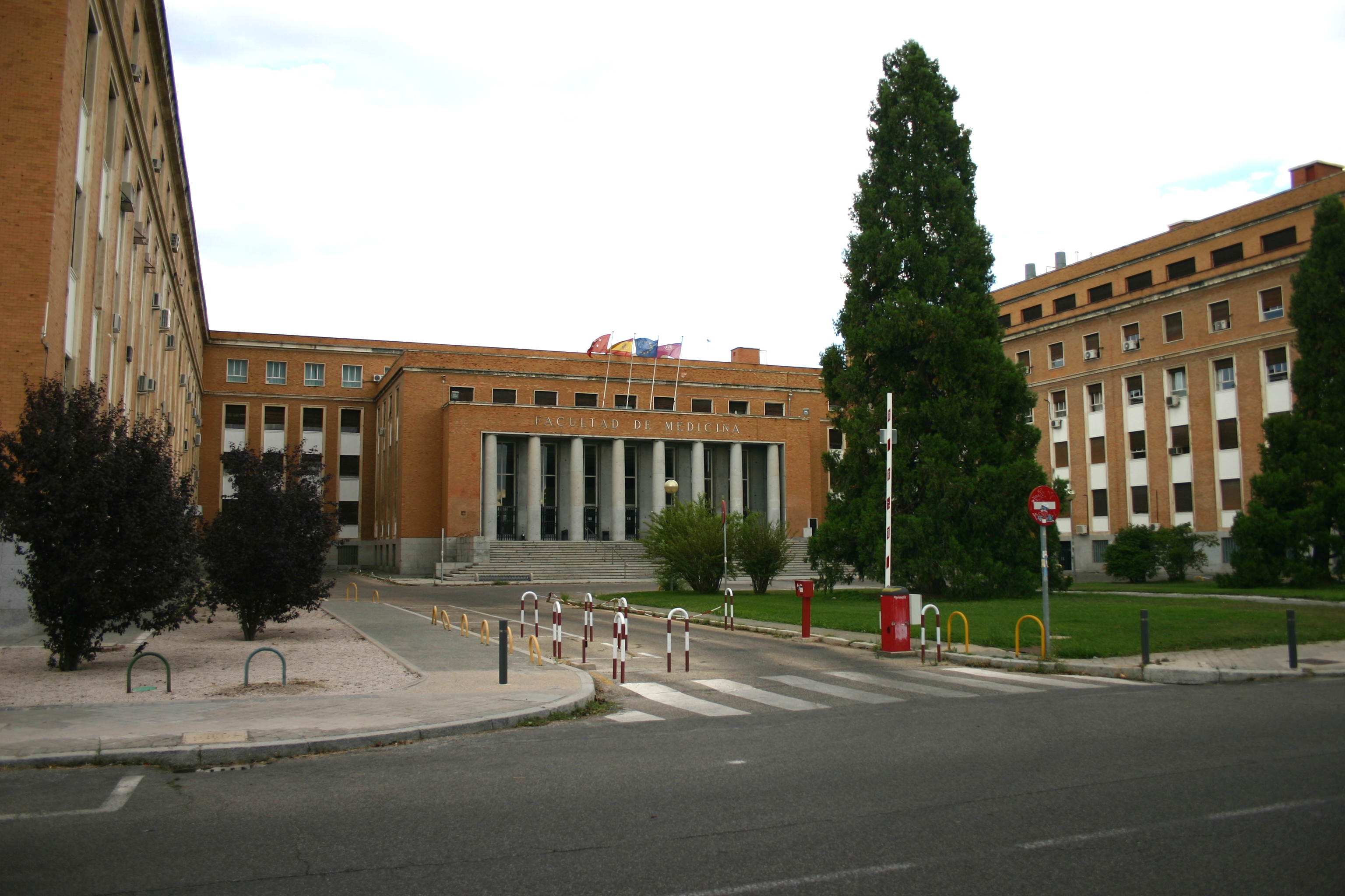 Universitas Terbaik di Spanyol