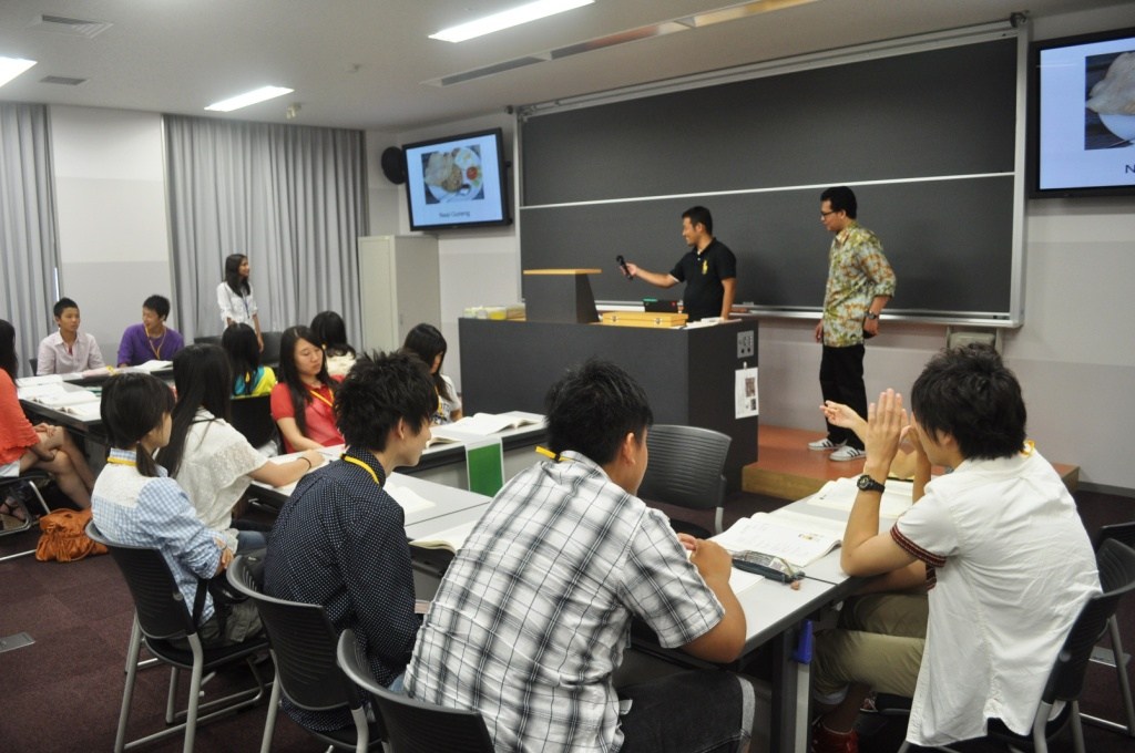 Membangun Jaringan di Kampus