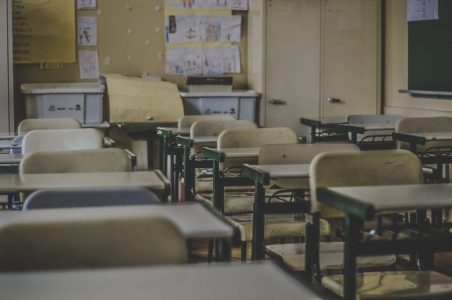 Sekolah Negeri Atau Swasta
