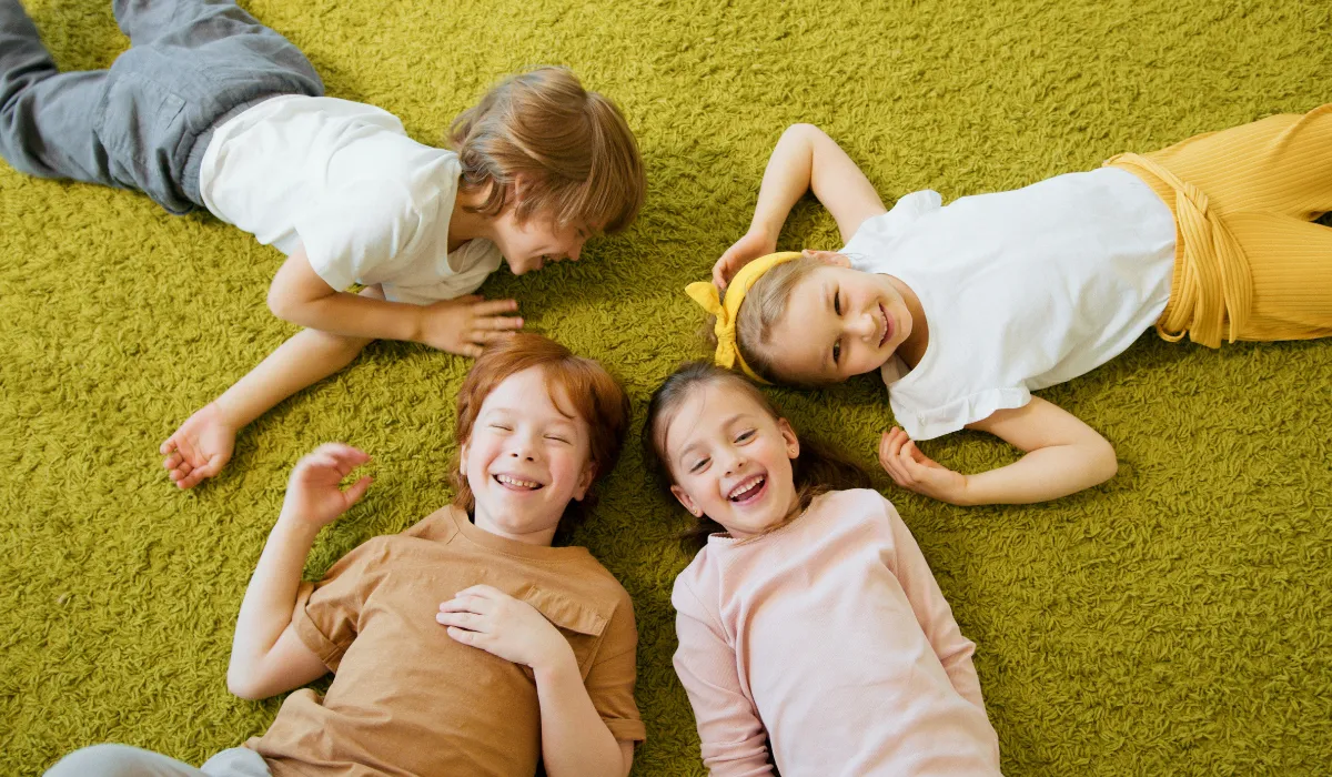 Gambar anak ceria dan sehat