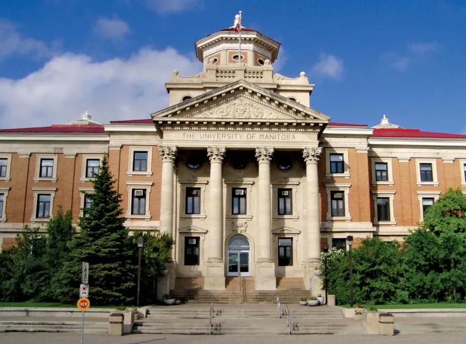 7. University of Manitoba_www.educenter.id