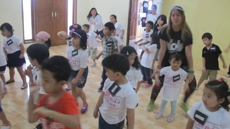 3. O TWO Dance School_www.educenter.id
